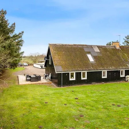 Thorgot - 3km From The Sea By Interhome *