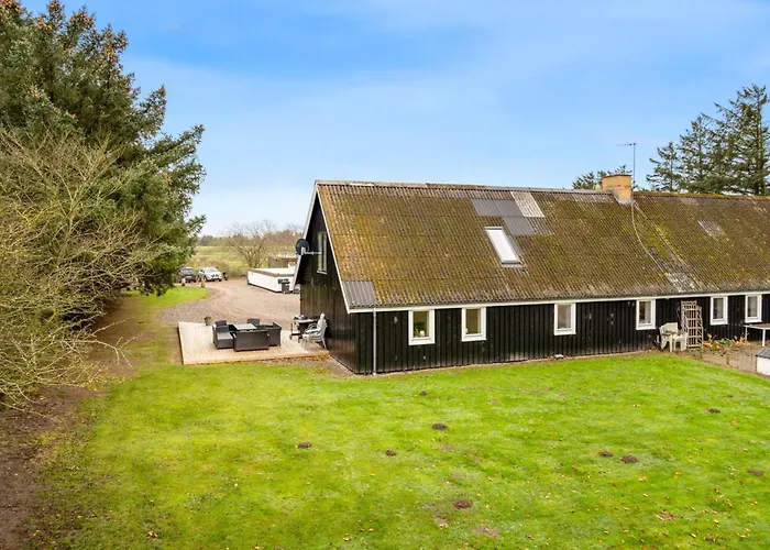 Thorgot - 3km From The Sea By Interhome *